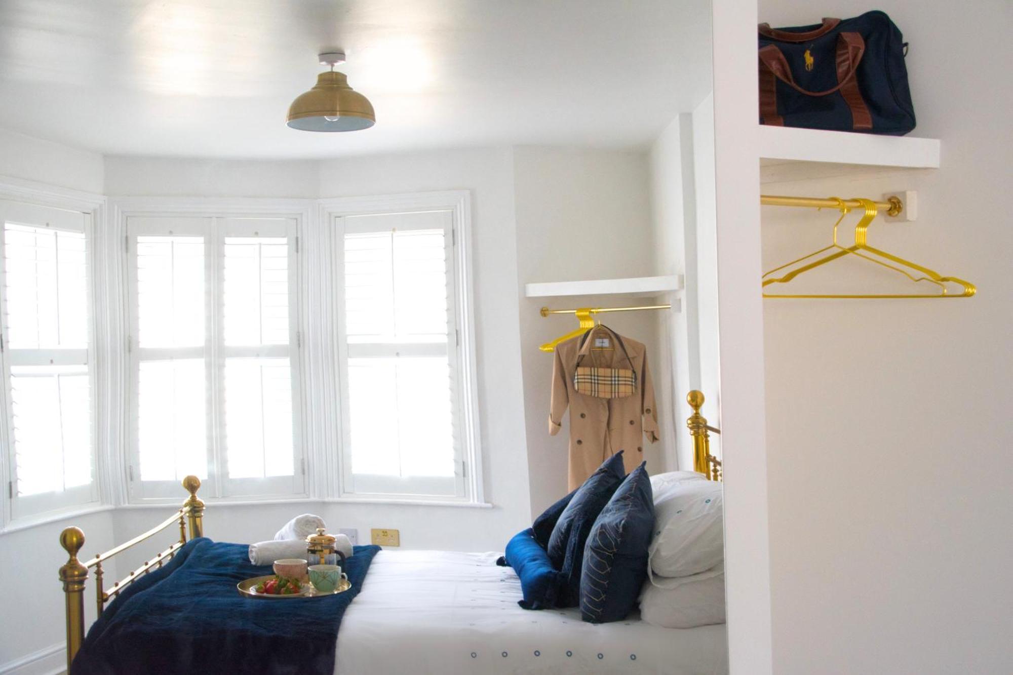 Modern Town Centre Flat - Free Shared Parking, King Size Bed, 5 Minutes Walk To Beach Bournemouth Buitenkant foto